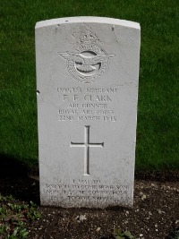 Klagenfurt War Cemetery - Clark, Frederick Edward